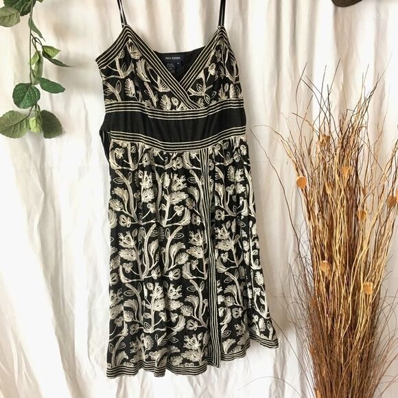 Max Edition Black Embroidered Cocktail Dress - Picture 2 of 6